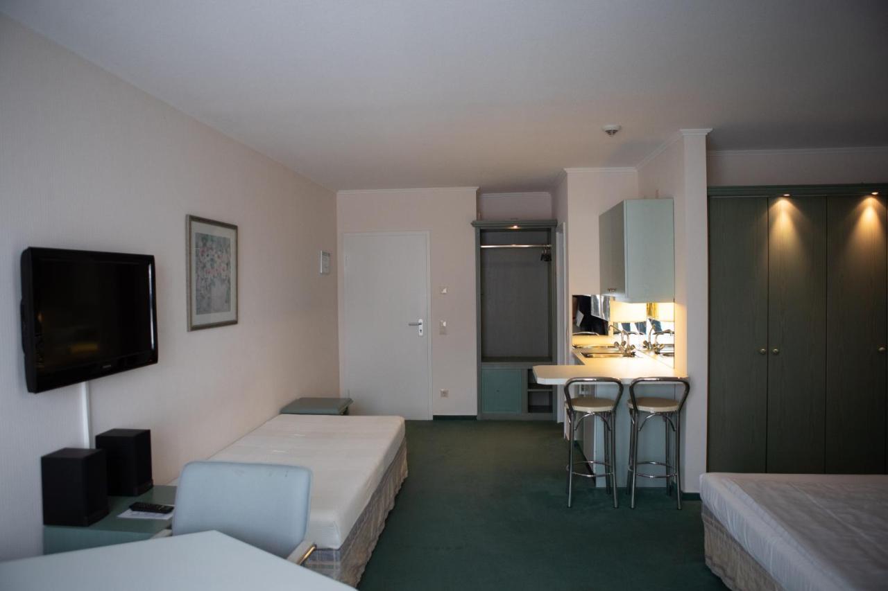 Pepb Schulungshotel Sarstedt Ngoại thất bức ảnh