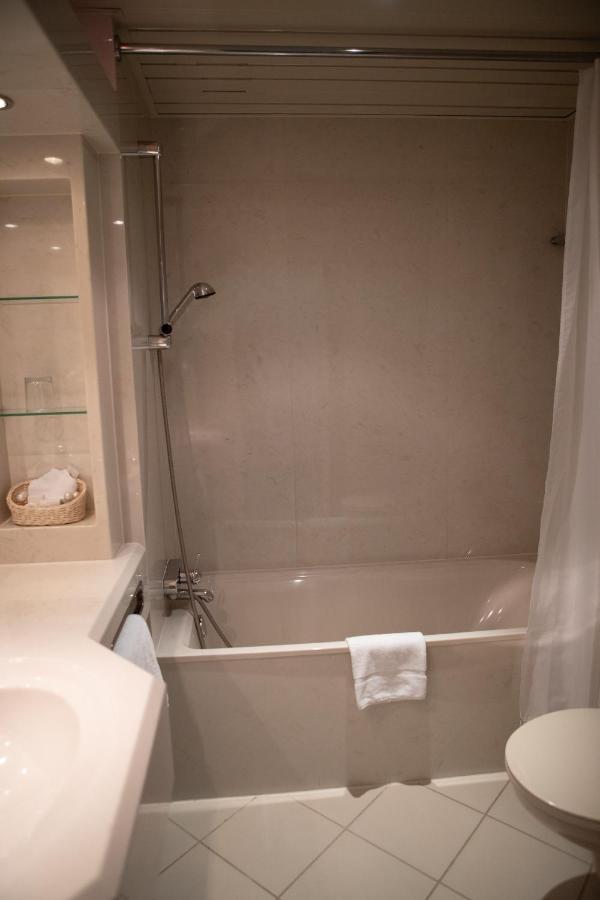 Pepb Schulungshotel Sarstedt Ngoại thất bức ảnh